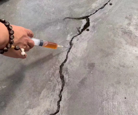 且末混凝土裂缝修补技术详解​